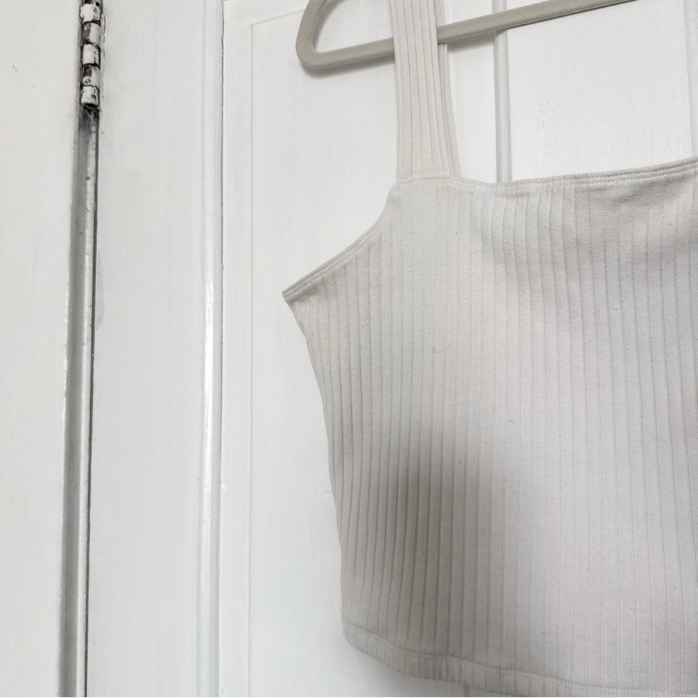 American Eagle Outfitters White Ribbed Crop Top - Picture 3 of 6